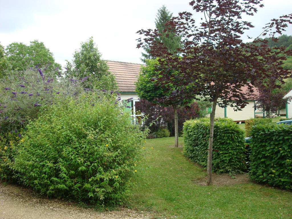 Village-Chalets Le Ru Du Pre Deux Rivieres Kamer foto